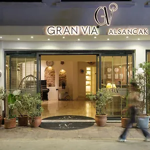 Gran Via Alsancak Отель Измир